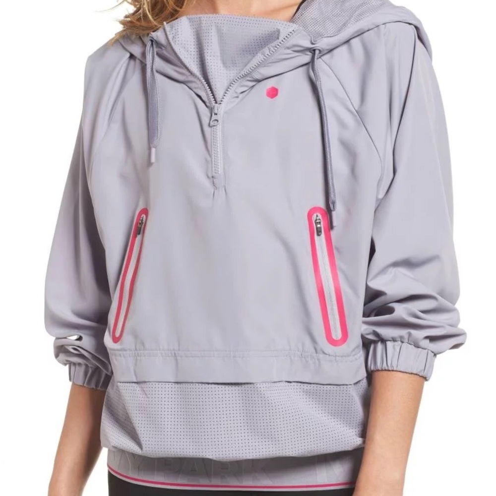 IVY PARK Perforated PANEL JACKET Pullover Hood S